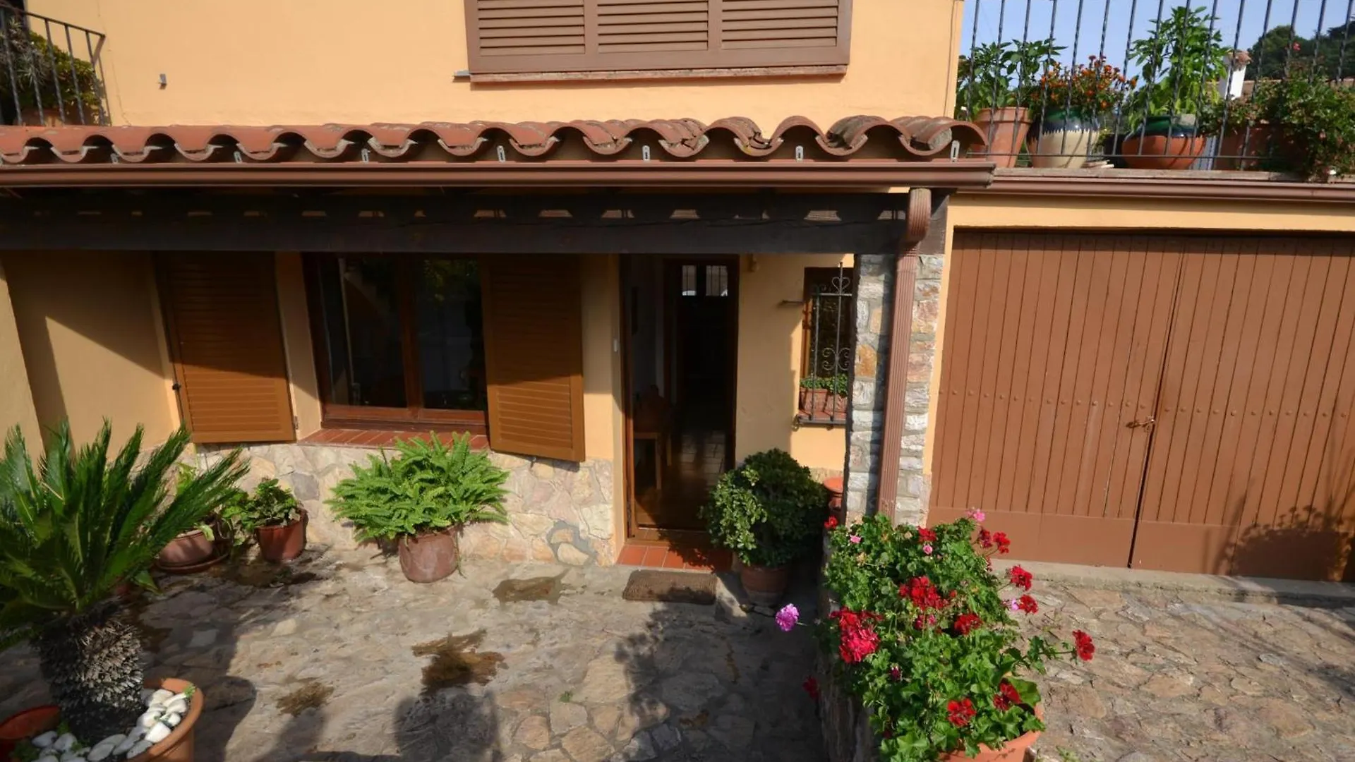 Confortable Y Centrico Apartamento En Begur - Es-226-30
